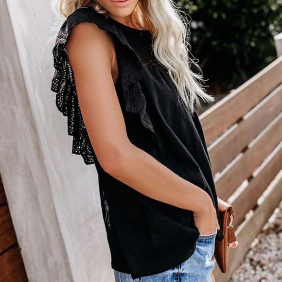 Black On Trend Cut Out Ruffle Sleeve - Picture 3 of 5